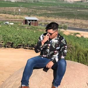 Meet your Posher, Marcos